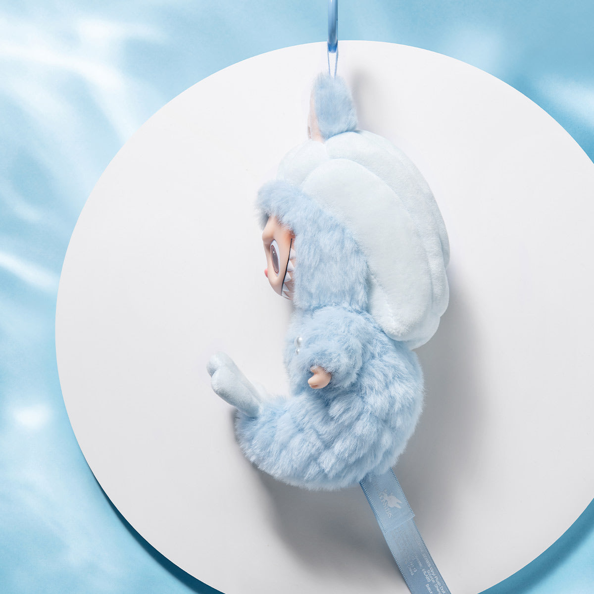 LABUBU HIDE AND SEEK IN SINGAPORE SERIES-Vinyl Plush Doll Pendant (Boxing Day Sale 🌟)