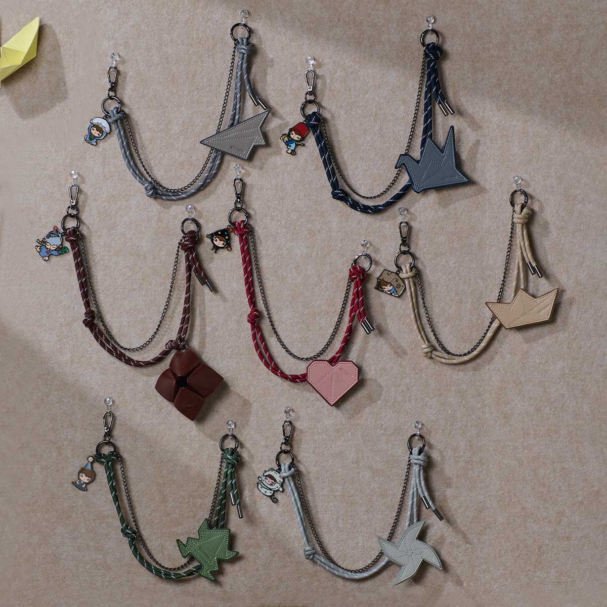 Hirono Echo Series - Pendant Chain Blind Box – VALOR HYPE