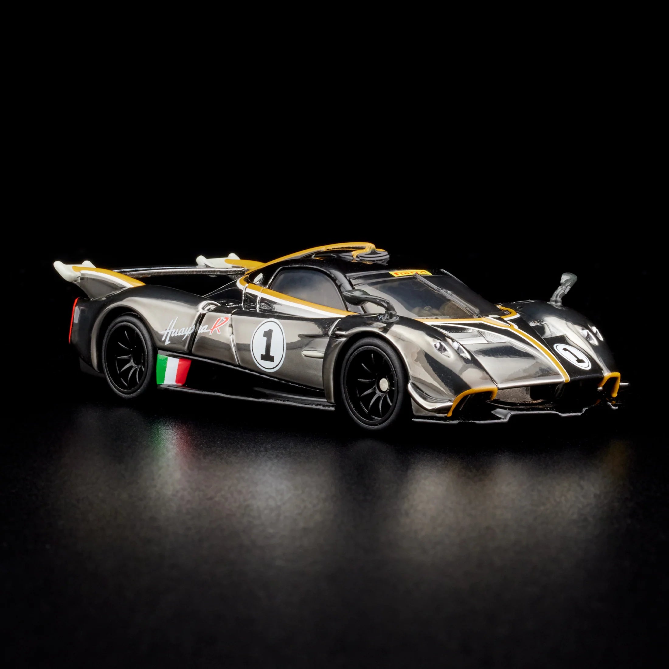 RLC Exclusive ‘21 Pagani Huayra R