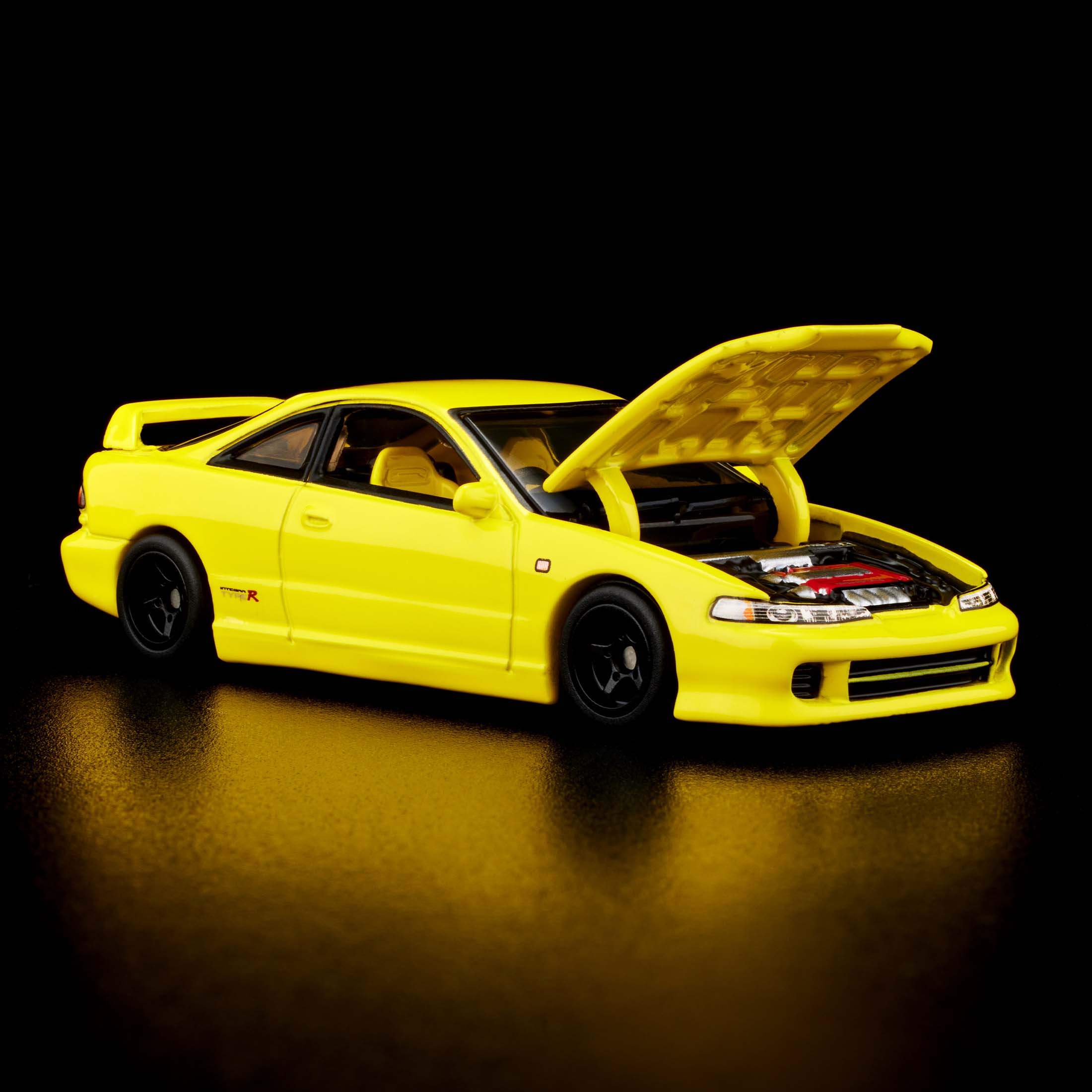 RLC Exclusive 1995 Honda Integra TYPE R – VALOR HYPE